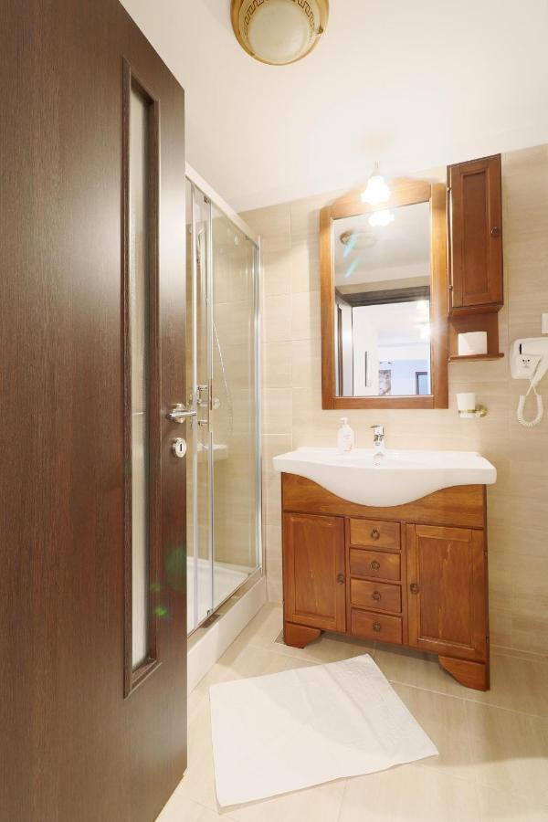 Sofia Apartment Sinaia Esterno foto