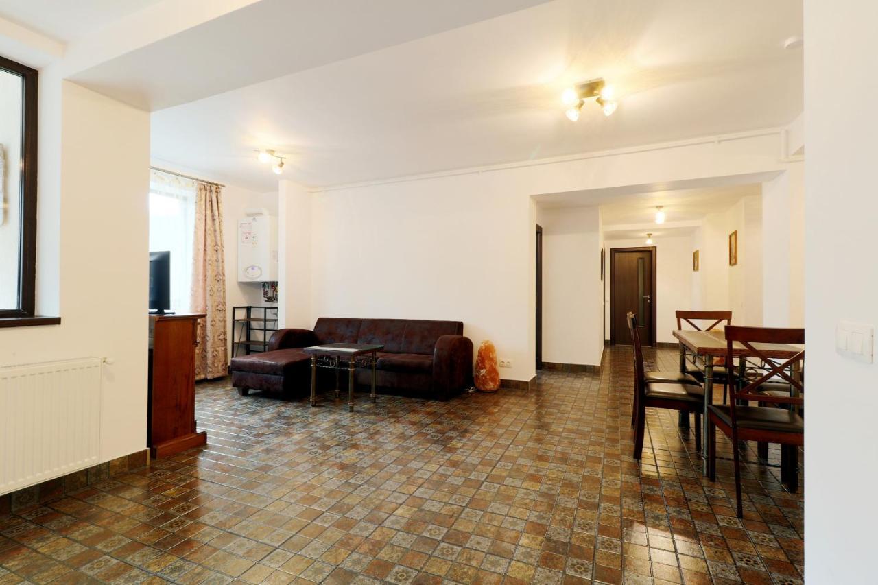 Sofia Apartment Sinaia Esterno foto
