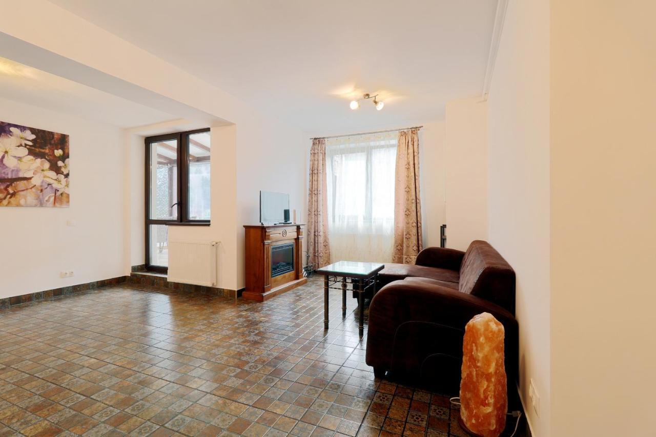 Sofia Apartment Sinaia Esterno foto